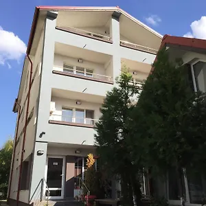 https://fast-airport-hotel.bucharesthotelsnow.com